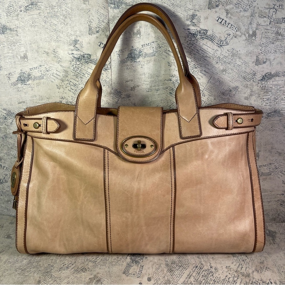 Fossil Reissue Bag Vintage Leather Weekender Satchel Key Charm